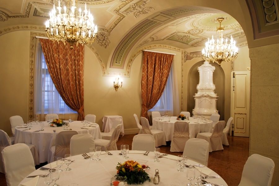 St. George Residence بودابست المطعم الصورة